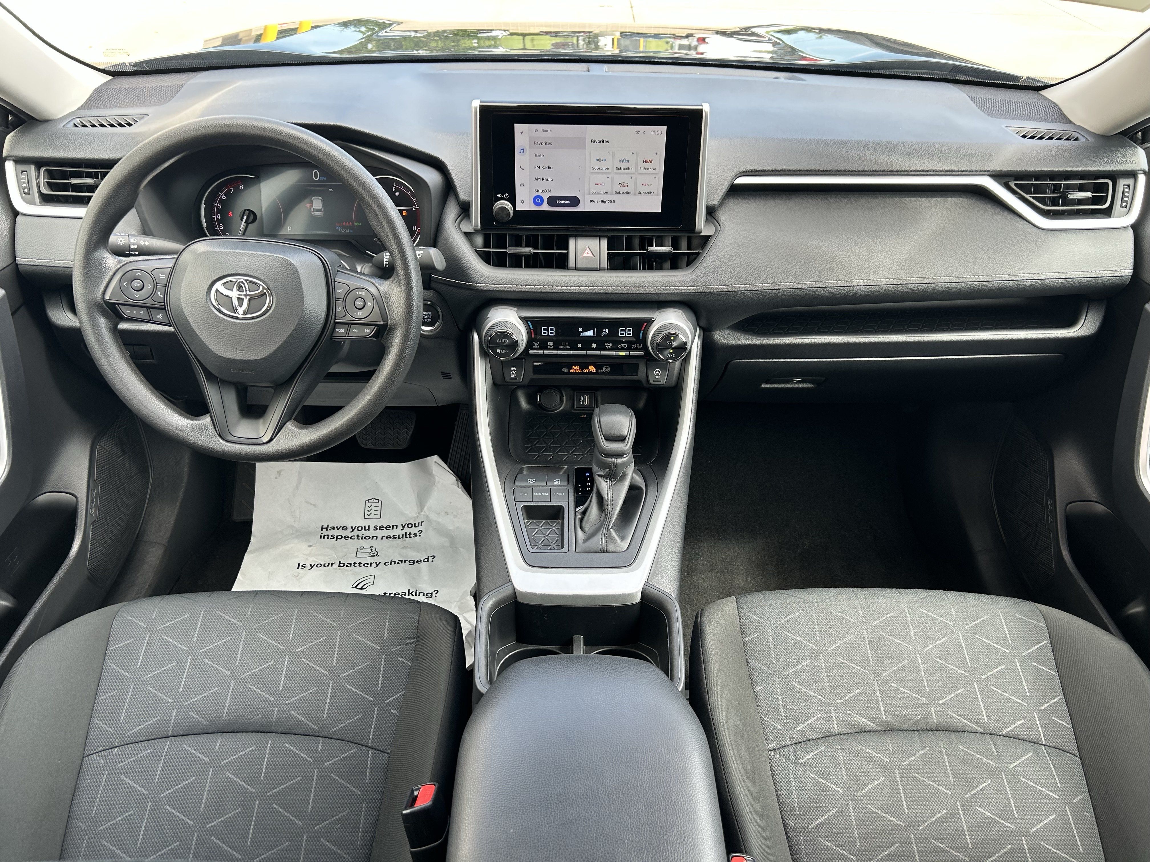 Certified 2025 Toyota RAV4 XLE FWD image 18