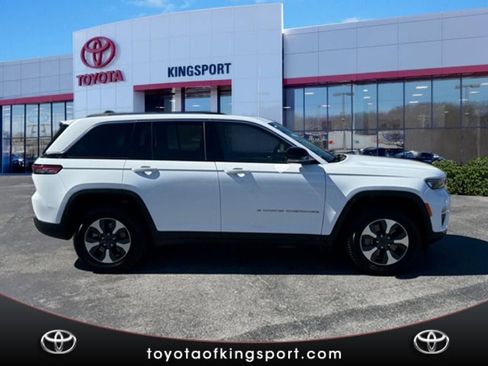 Used 2022 Jeep Grand Cherokee Limited 4xe image 6