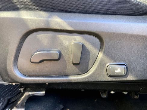 Used 2016 Subaru Forester 2.5i Premium image 31