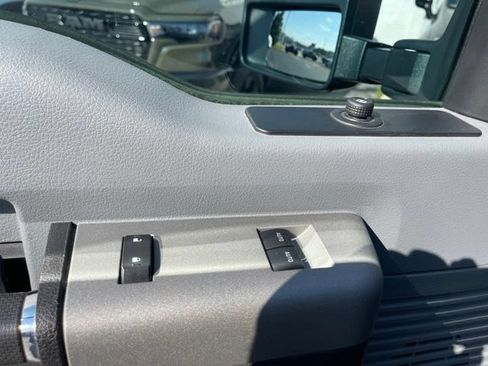Used 2015 Ford F350 XLT AWD/4WD image 12