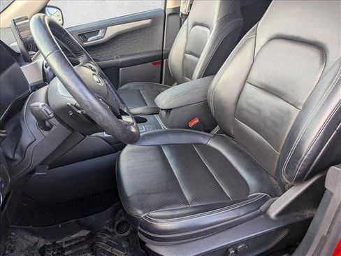 Used 2020 Ford Escape SEL image 10