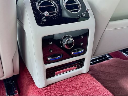 Certified 2024 Rolls-Royce Ghost Extended Wheelbase AWD/4WD image 26