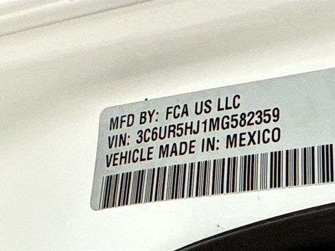 Used 2021 RAM 2500 Tradesman w/ Chrome Appearance Group image 40