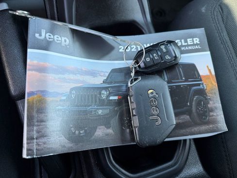 Certified 2021 Jeep Wrangler Unlimited Sport image 30