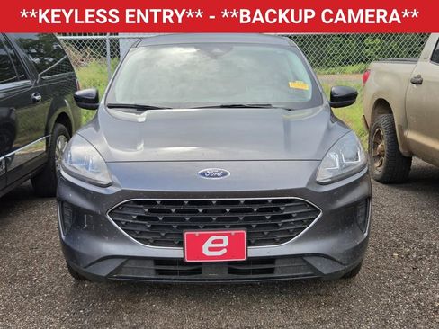 Used 2022 Ford Escape SE w/ SE Sport Appearance Package FWD image 2