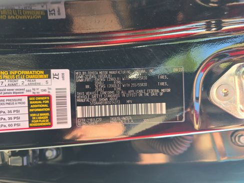Used 2024 Toyota Grand Highlander AWD image 37