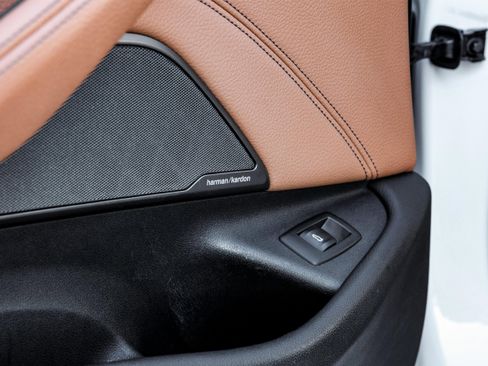 Used 2018 BMW 540i xDrive image 47