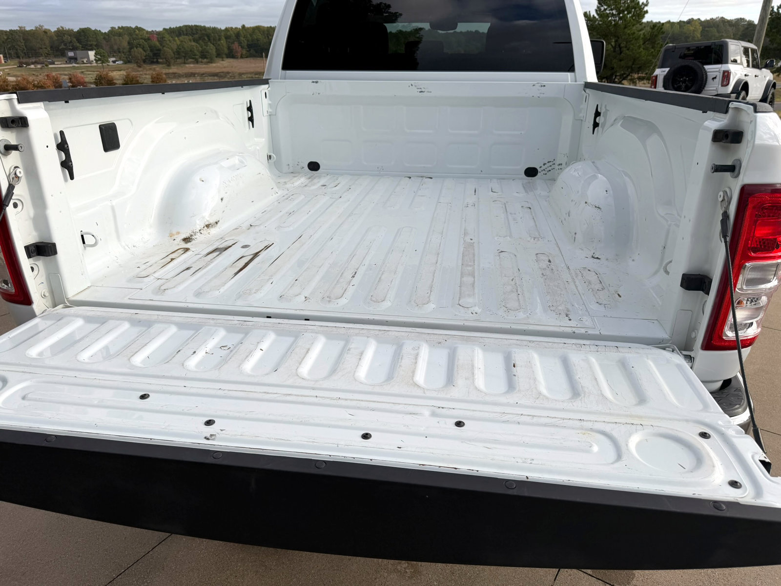 Used 2024 RAM 2500 Big Horn AWD/4WD image 10