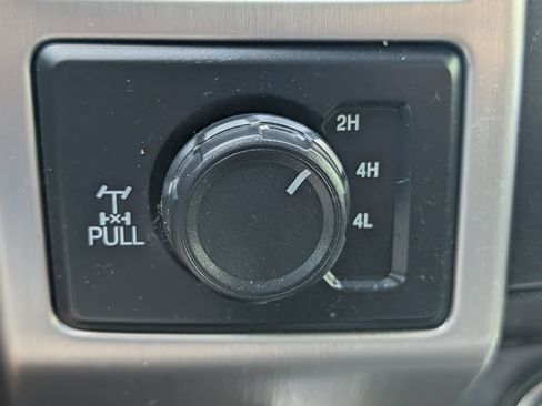 Used 2018 Ford F250 Platinum w/ Platinum Ultimate Package AWD/4WD image 18