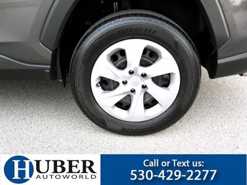 Used 2019 Toyota RAV4 LE image 17