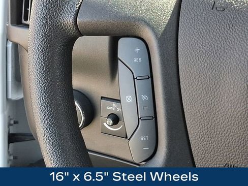 Used 2024 GMC Savana 2500 w/ Driver Convenience Package image 24