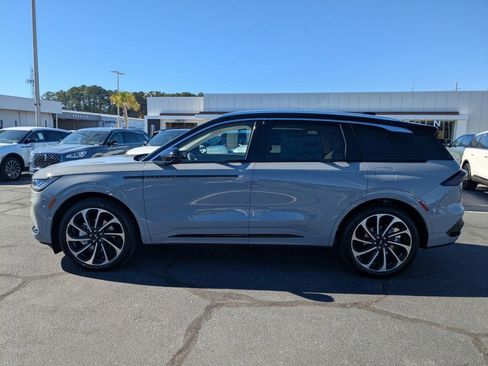 New 2026 Lincoln Nautilus Black Label image 7