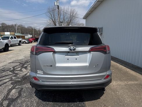 Used 2018 Toyota RAV4 LE w/ All Weather Liner Package image 3