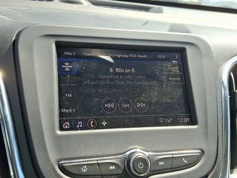 Certified 2022 Chevrolet Equinox LS image 17