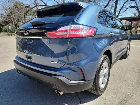 Used 2019 Ford Edge SE image 8