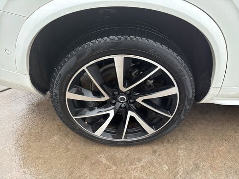 Certified 2023 Volvo XC90 B6 Plus w/ Protection Package Premier image 13