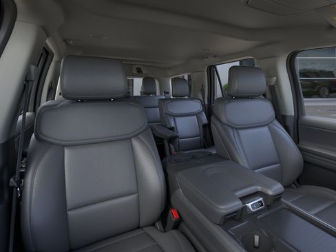 New 2026 Ford Expedition Active RWD image 32