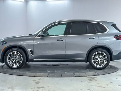 New 2026 BMW X5 xDrive40i AWD/4WD image 5