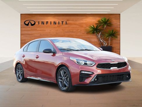 Used 2021 Kia Forte GT-Line w/ GT-Line Premium Package image 3