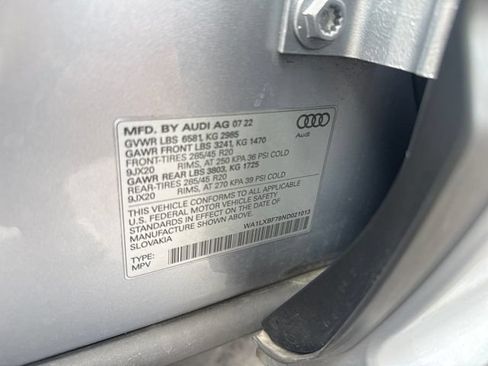 Used 2022 Audi Q7 3.0T Premium Plus w/ Premium Plus Package AWD/4WD image 29