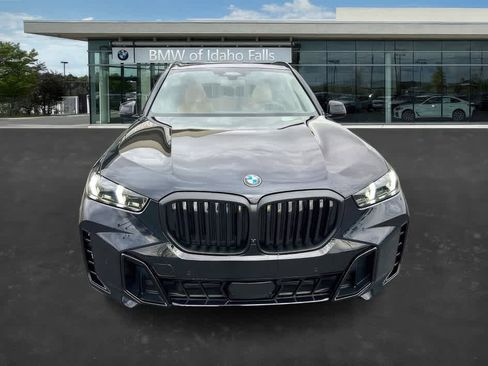 Used 2026 BMW X5 xDrive40i w/ M Sport Package image 4