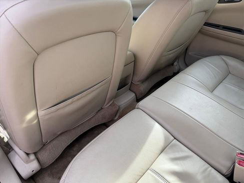 Used 2009 Chevrolet Impala LT w/ Luxury Edition Package image 24