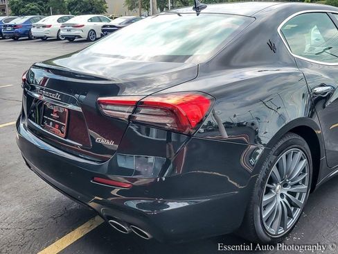 Used 2022 Maserati Ghibli Modena Q4 image 6