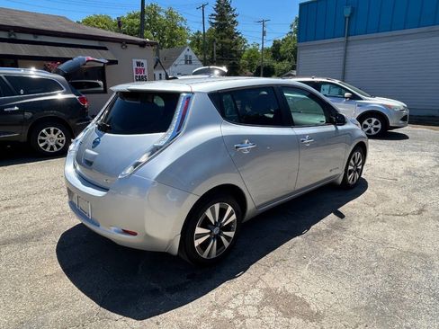 Used 2013 Nissan Leaf SL FWD image 13