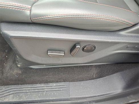 Certified 2025 Ford Expedition Active image 25