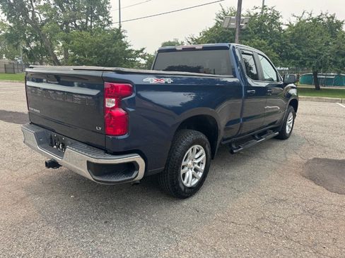Used 2021 Chevrolet Silverado 1500 LT AWD/4WD image 7