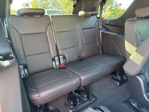 Used 2023 GMC Yukon Denali image 33