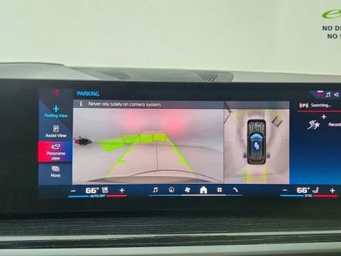 Used 2025 BMW X5 M60i AWD/4WD image 48