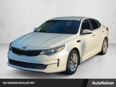 Used 2018 Kia Optima LX w/ 17" Alloy Wheels Package