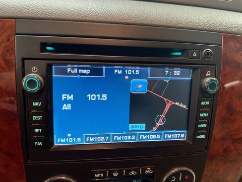 Used 2008 Chevrolet Silverado 2500 LTZ w/ Suspension Package, Off-Road image 14