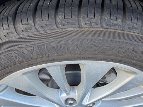 Used 2017 Ford C-MAX Energi SE image 26