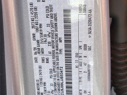 Certified 2020 Ford Escape Titanium image 36