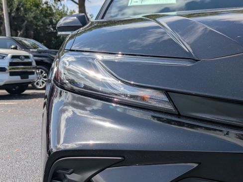 New 2026 Toyota Camry SE FWD image 8