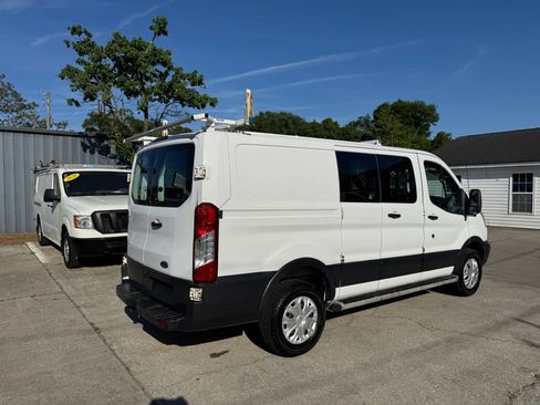 Used 2016 Ford Transit 250 130 Low Roof w/ Exterior Upgrade Package RWD image 13