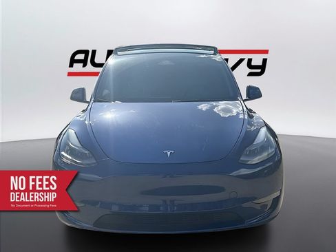 Used 2024 Tesla Model Y Performance AWD/4WD image 2