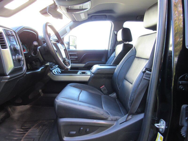 Used 2016 Chevrolet Silverado 2500 LTZ w/ Duramax Plus Package AWD/4WD image 10