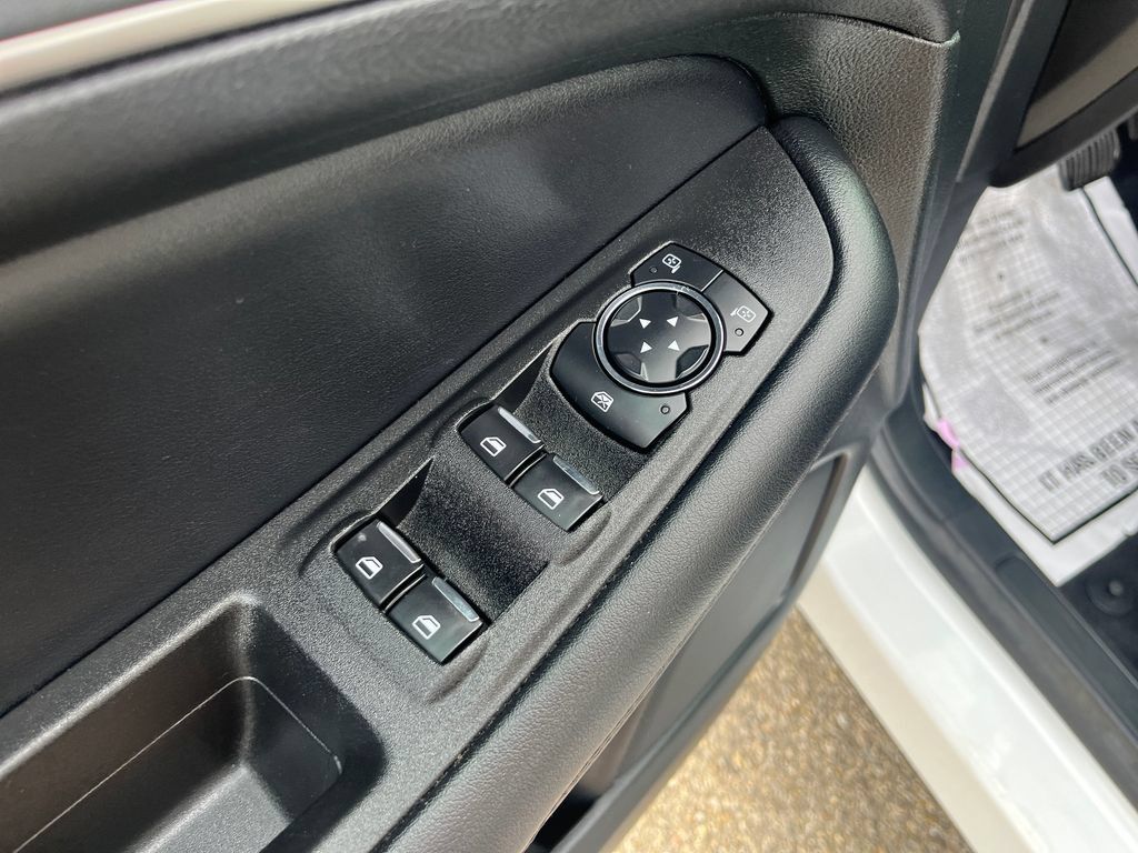 Used 2023 Ford Edge SEL AWD/4WD image 24