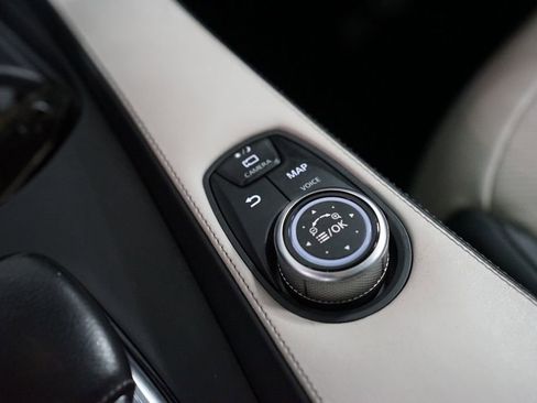 Used 2023 INFINITI QX55 Essential AWD/4WD image 23