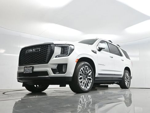 Used 2023 GMC Yukon Denali Ultimate image 75