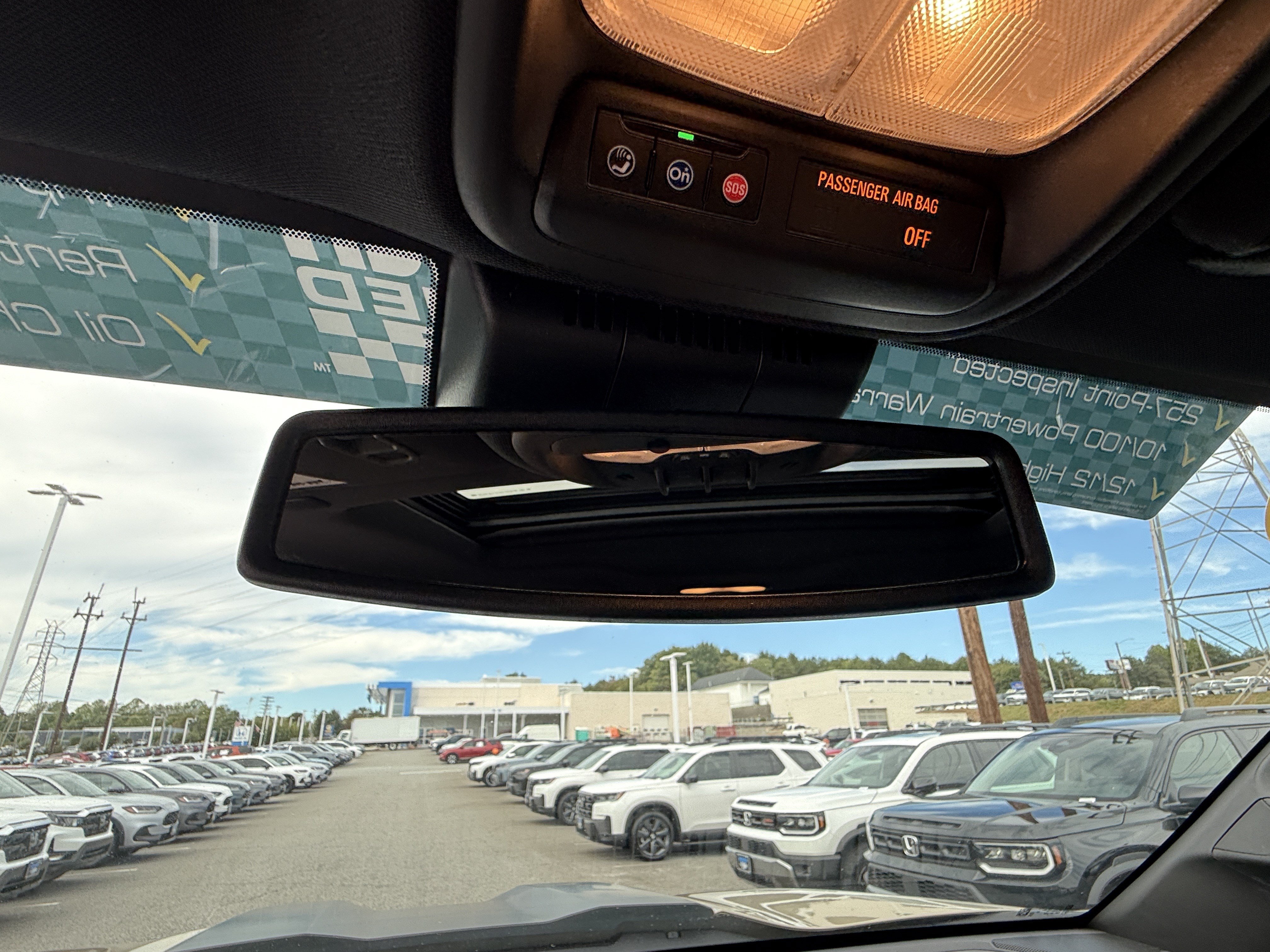 Used 2024 Chevrolet Colorado ZR2 w/ Technology Package AWD/4WD image 25