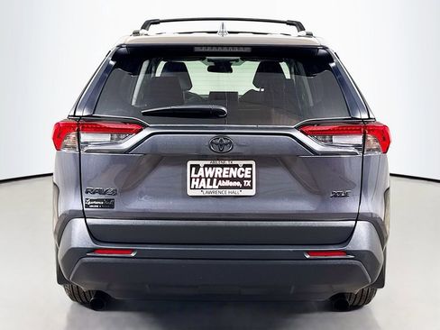 Used 2025 Toyota RAV4 XLE w/ Convenience Package FWD image 5