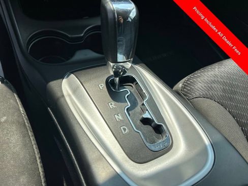 Used 2017 Dodge Journey SE w/ Flexible Seating Group FWD image 10