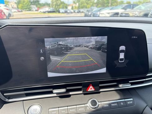 Used 2023 Hyundai Elantra Limited FWD image 27