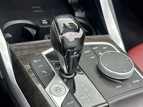 Used 2021 BMW M440i Convertible w/ Premium Package image 21