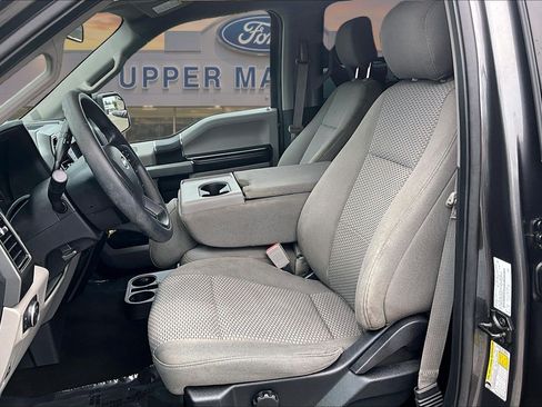 Used 2018 Ford F150 XLT AWD/4WD image 26