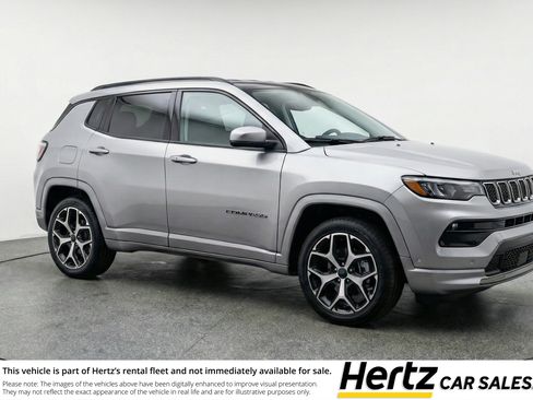 Used 2025 Jeep Compass Limited AWD/4WD image 1